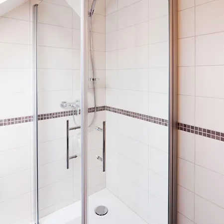 Komfortable Mit Seeblick Apartment Bad Arolsen